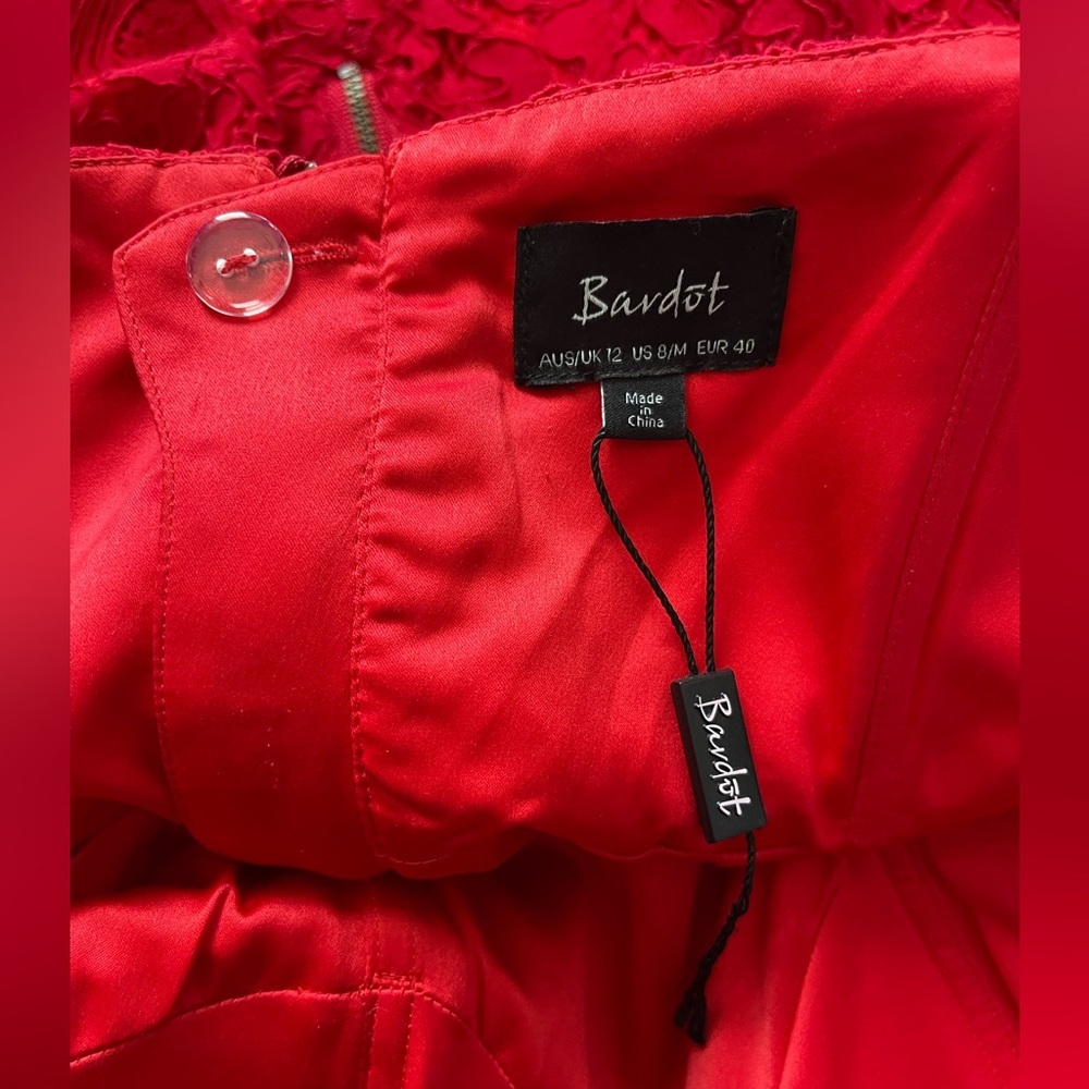 Bardot Pierre Red Lace Mini Dress Size 8/M NWT - Picture 5 of 6